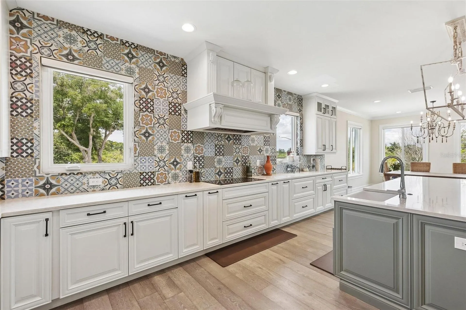 501 40th Avenue NE St Petersburg FL 33703