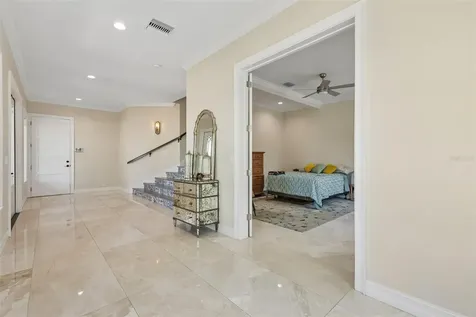 501 40th Avenue NE St Petersburg FL 33703