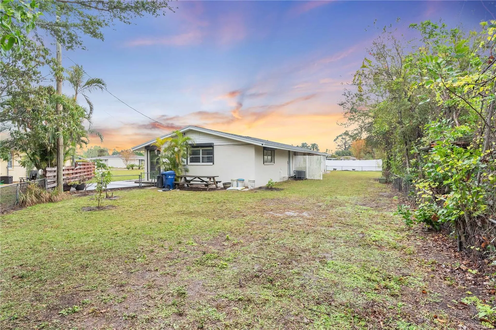 7420 Cass Circle Sarasota FL 34231