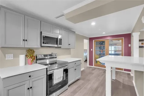 7420 Cass Circle Sarasota FL 34231