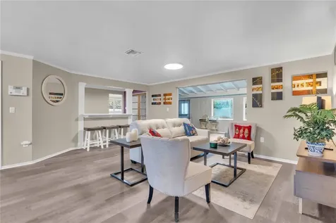 7420 Cass Circle Sarasota FL 34231