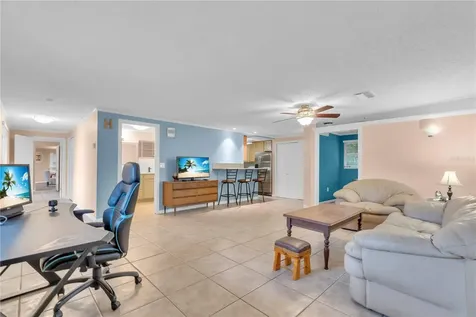 7420 Cass Circle Sarasota FL 34231