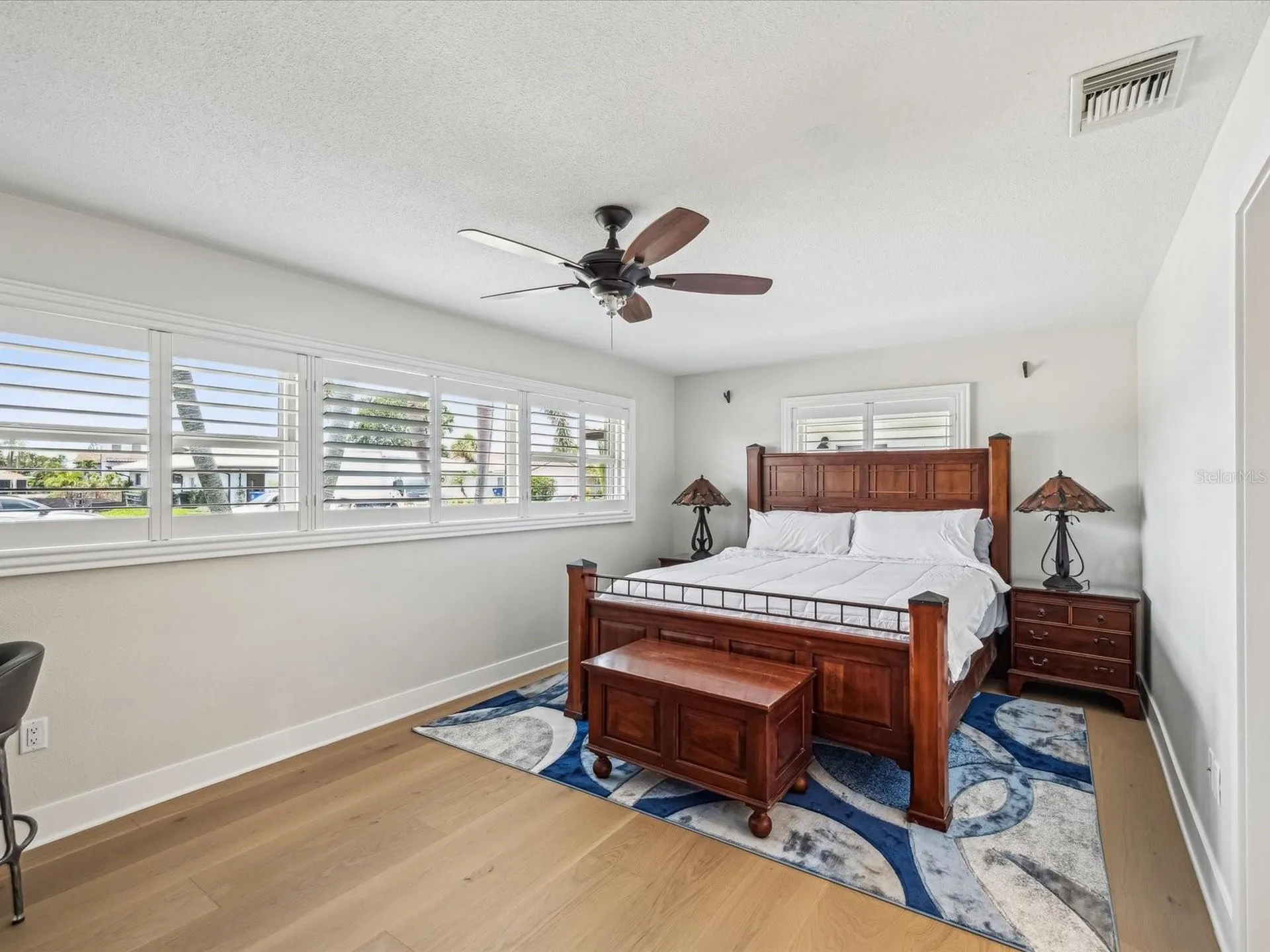 2044 Michigan Avenue NE St Petersburg FL 33703