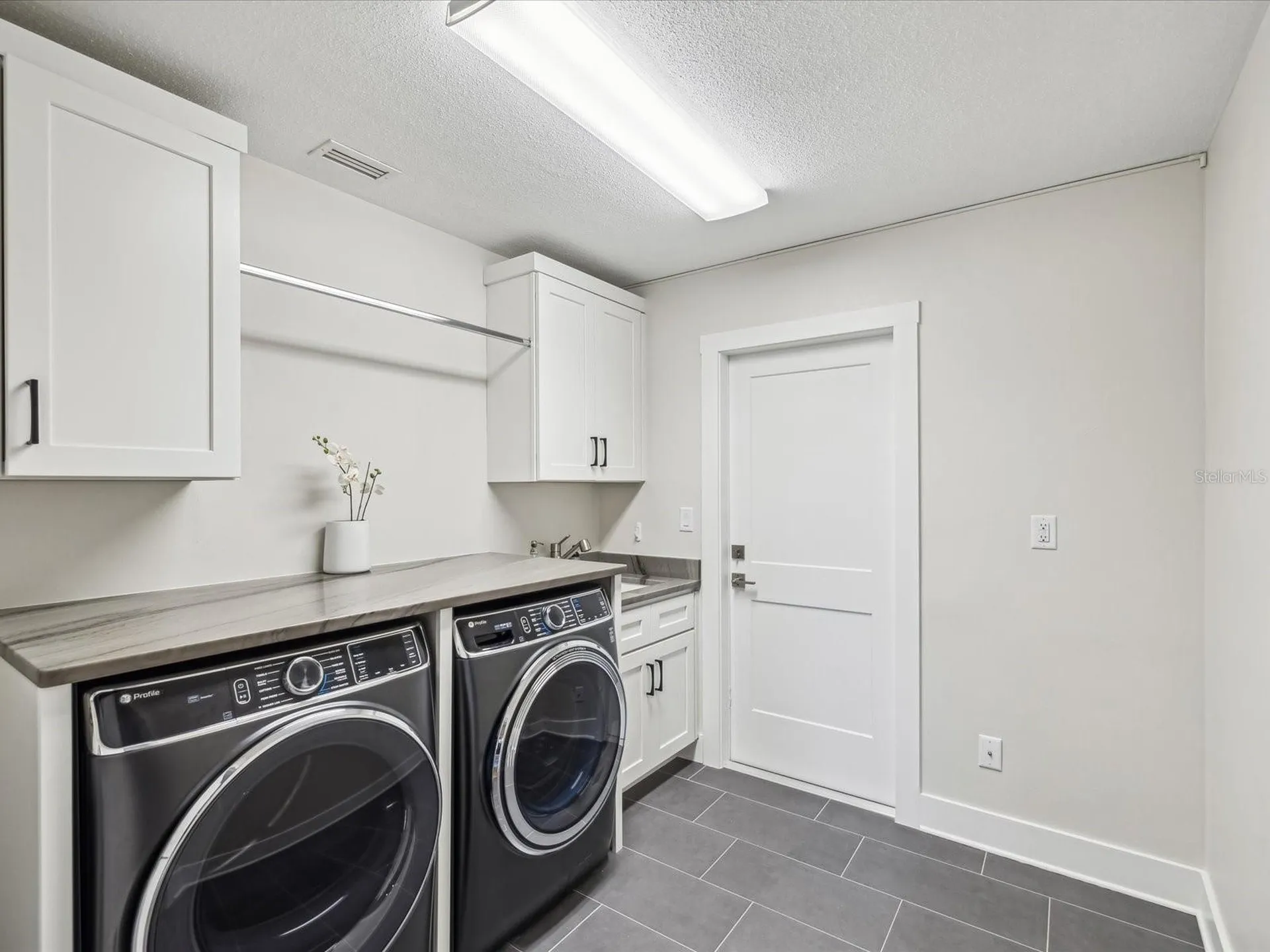 2044 Michigan Avenue NE St Petersburg FL 33703
