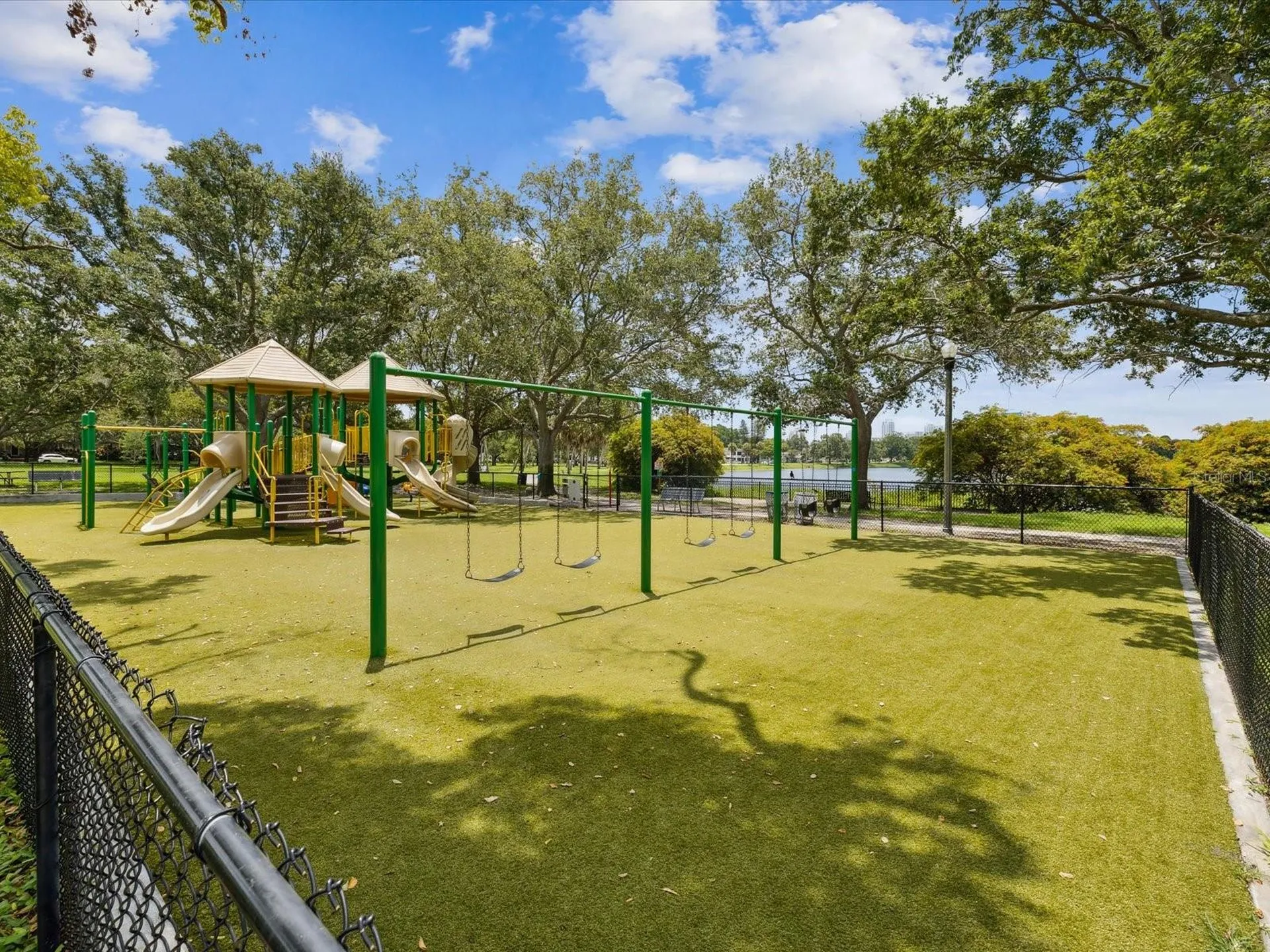 2044 Michigan Avenue NE St Petersburg FL 33703