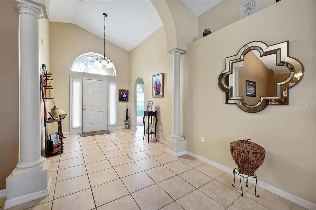816 Knightsbridge Circle Davenport FL 33896