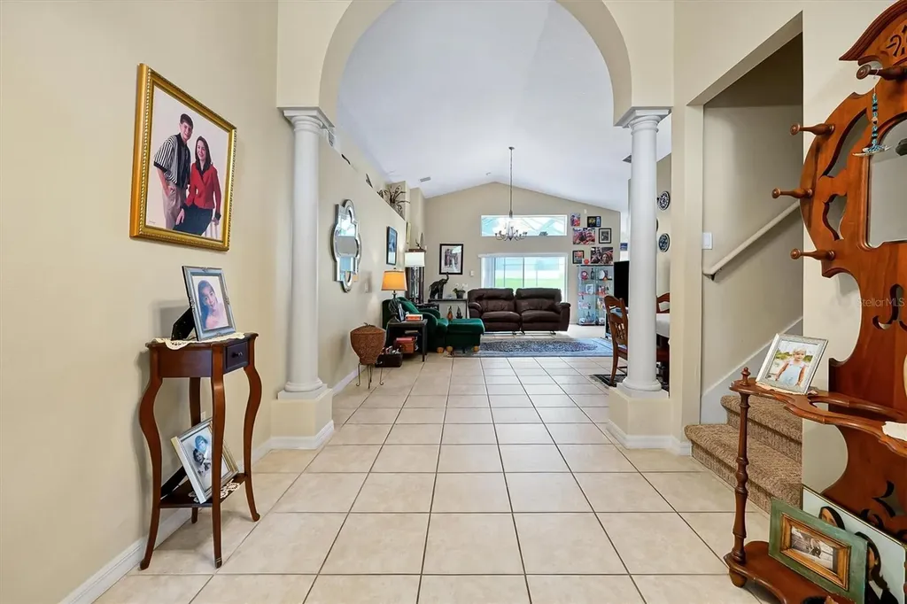 816 Knightsbridge Circle Davenport FL 33896