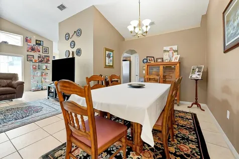816 Knightsbridge Circle Davenport FL 33896