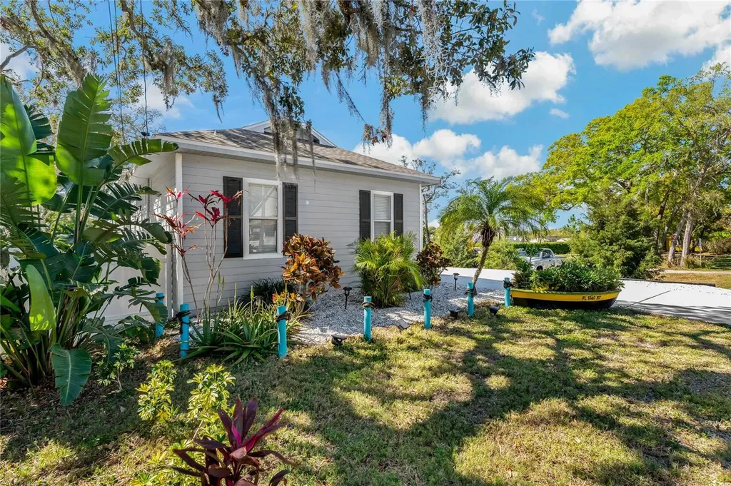 513 Meres Boulevard Tarpon Springs FL 34689