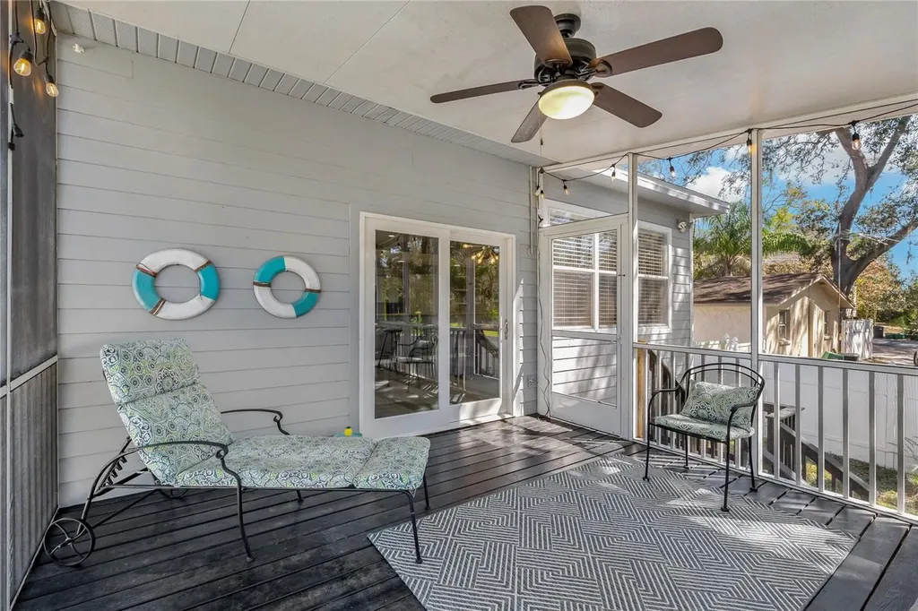 513 Meres Boulevard Tarpon Springs FL 34689