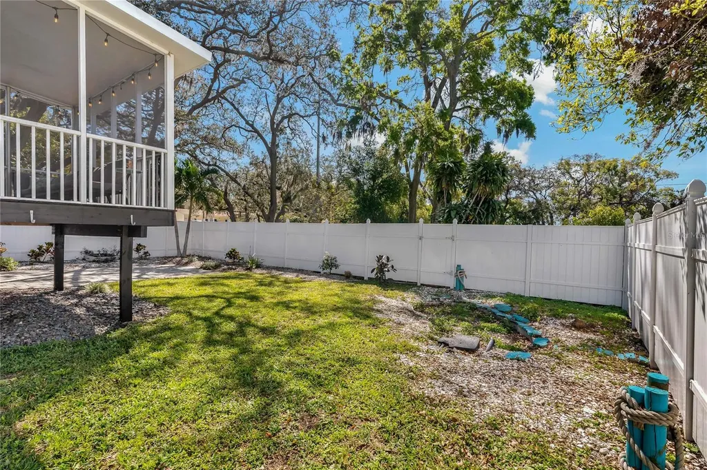 513 Meres Boulevard Tarpon Springs FL 34689