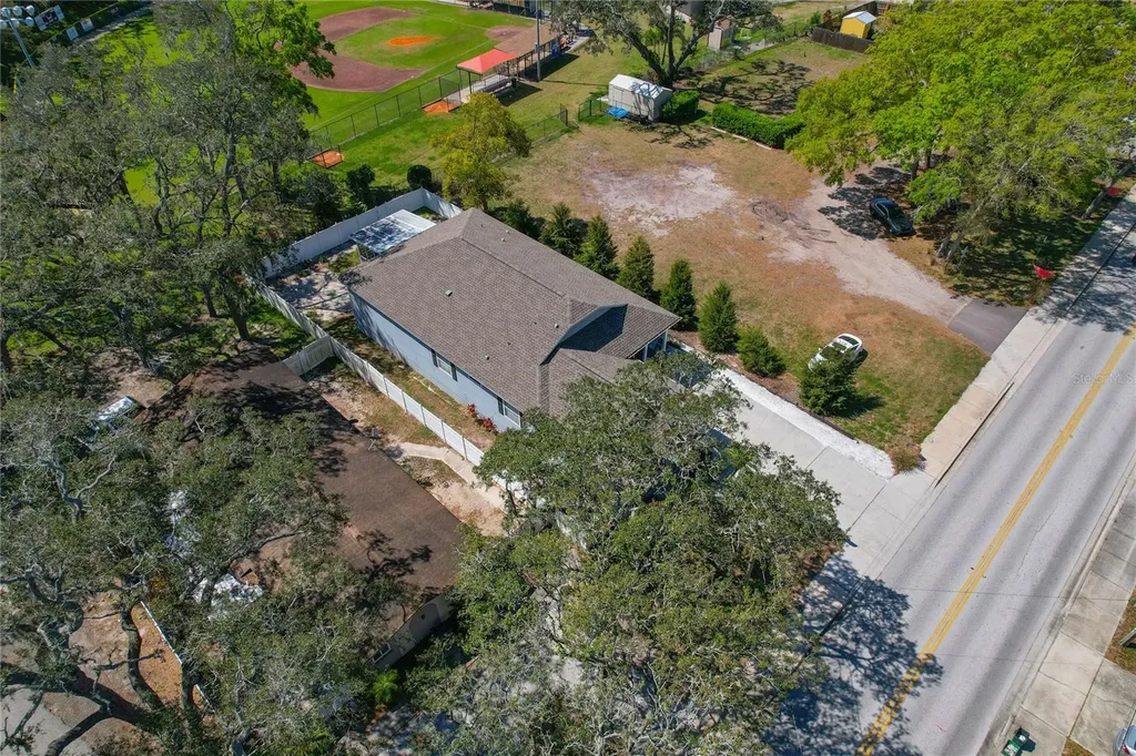 513 Meres Boulevard Tarpon Springs FL 34689