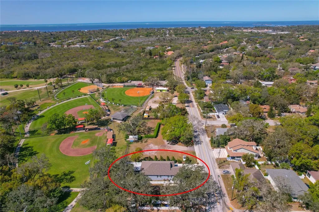 513 Meres Boulevard Tarpon Springs FL 34689
