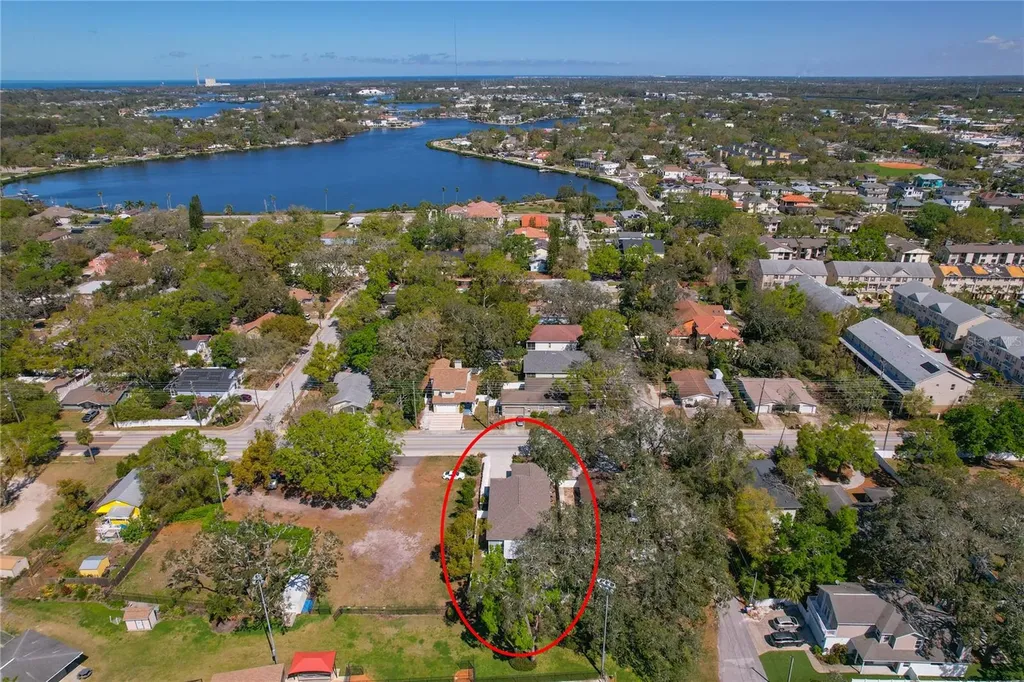 513 Meres Boulevard Tarpon Springs FL 34689