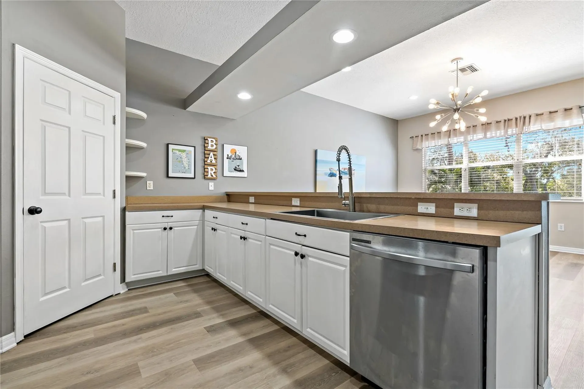 513 Meres Boulevard Tarpon Springs FL 34689