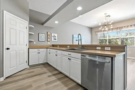 513 Meres Boulevard Tarpon Springs FL 34689