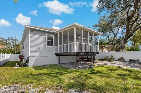 513 Meres Boulevard Tarpon Springs FL 34689