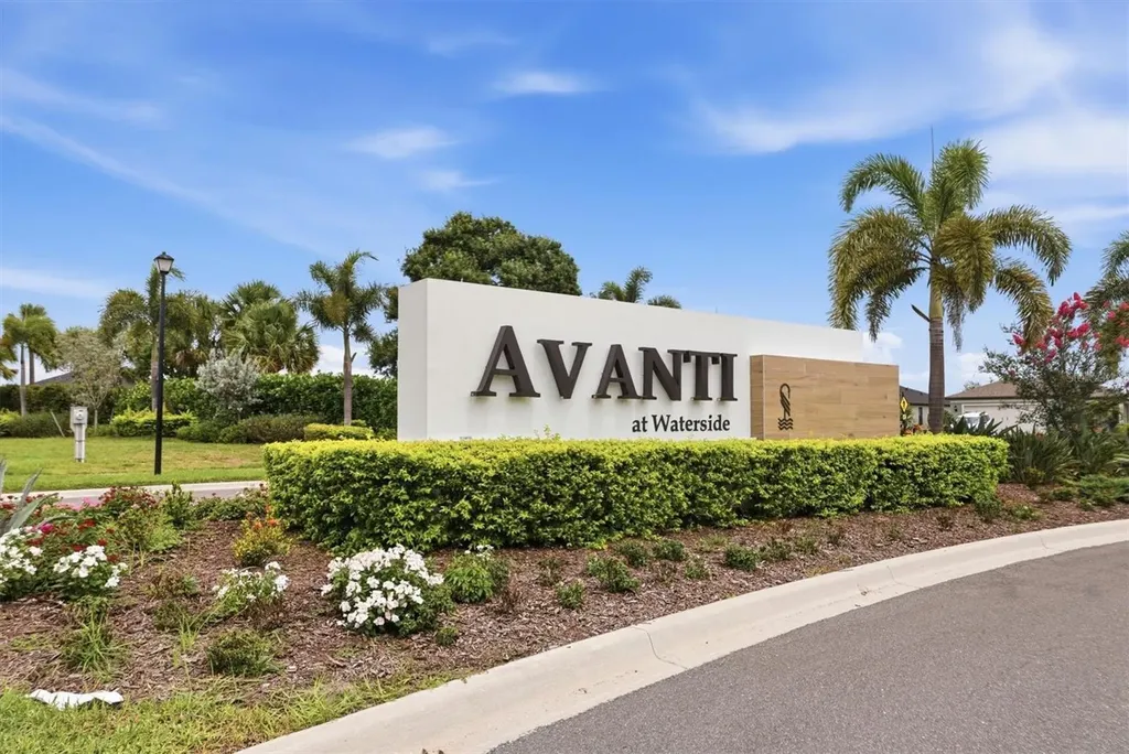 6499 Silverstar Drive Sarasota FL 34240