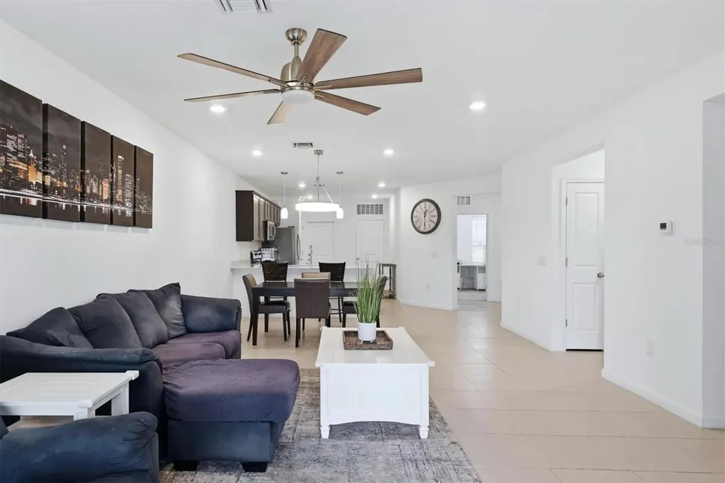 6499 Silverstar Drive Sarasota FL 34240