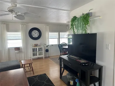 2503 16th Street W Bradenton FL 34205