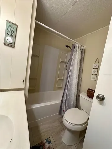 2503 16th Street W Bradenton FL 34205