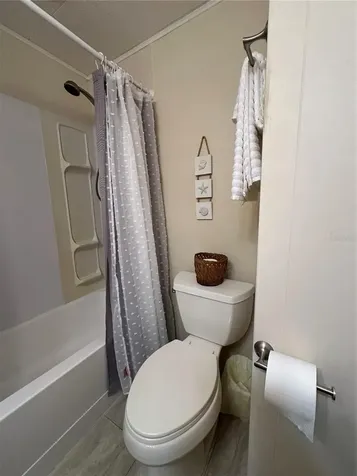 2503 16th Street W Bradenton FL 34205