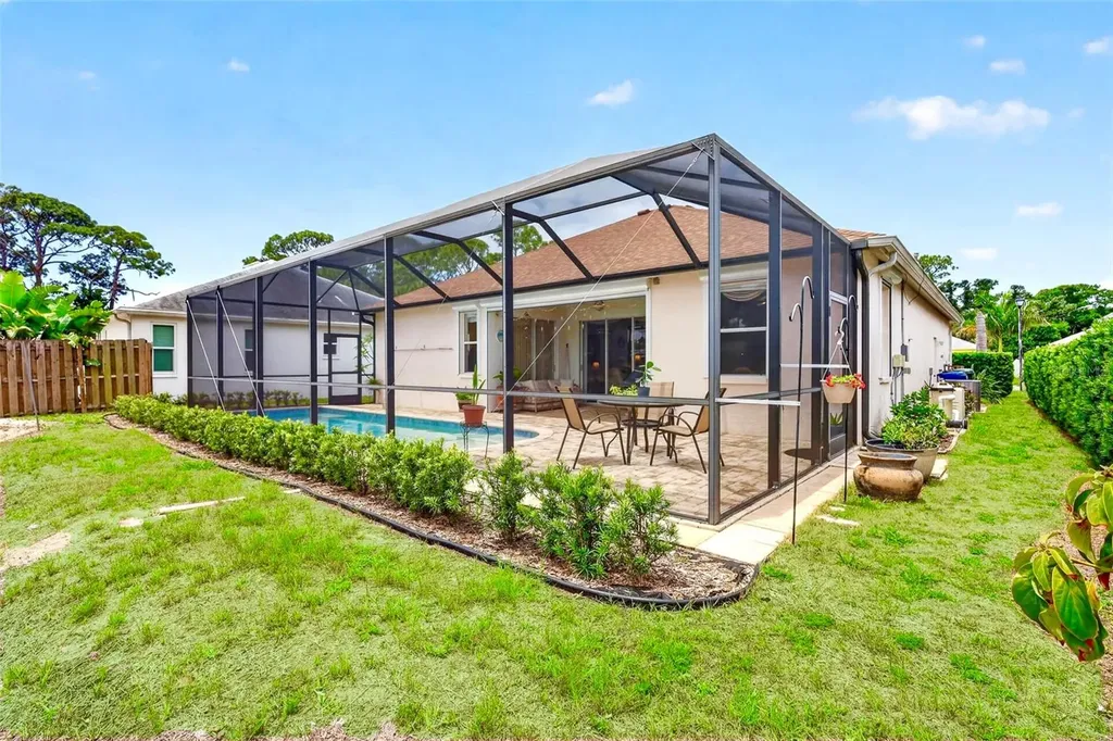 5425 Matthew Court Sarasota FL 34231