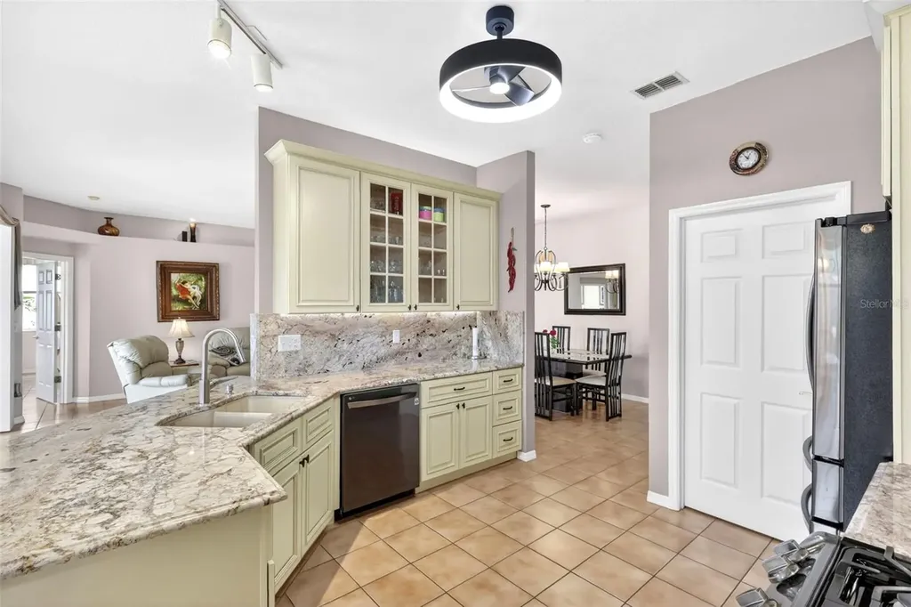 5425 Matthew Court Sarasota FL 34231