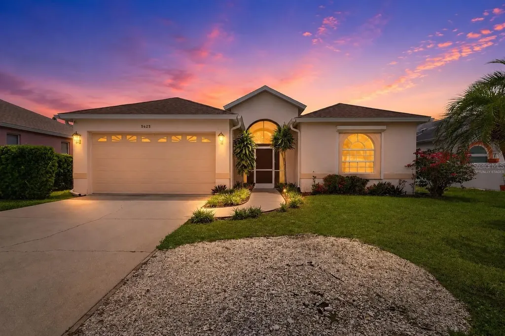5425 Matthew Court Sarasota FL 34231