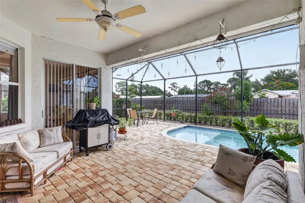 5425 Matthew Court Sarasota FL 34231