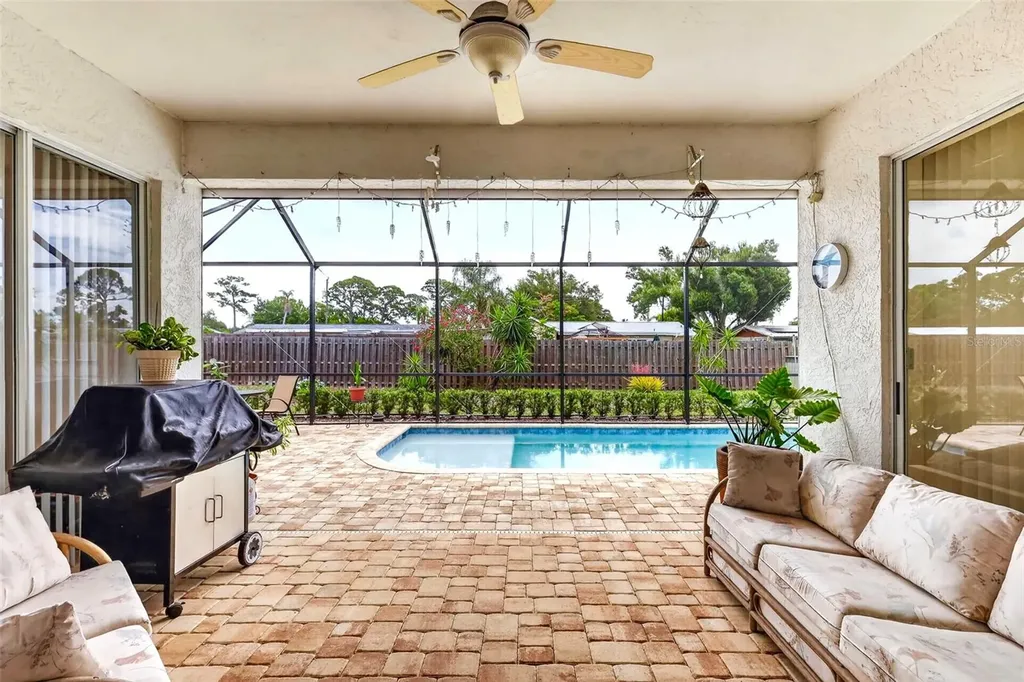5425 Matthew Court Sarasota FL 34231