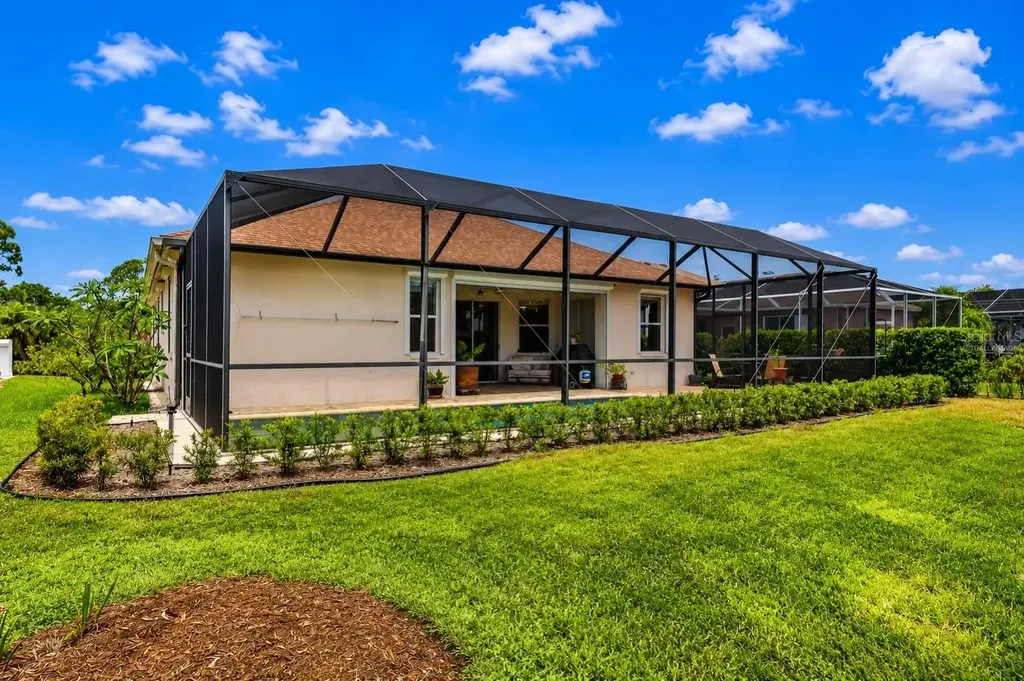 5425 Matthew Court Sarasota FL 34231