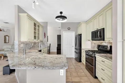 5425 Matthew Court Sarasota FL 34231