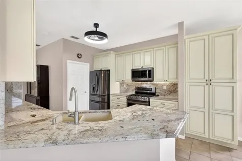 5425 Matthew Court Sarasota FL 34231
