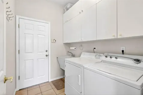5425 Matthew Court Sarasota FL 34231