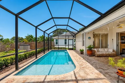 5425 Matthew Court Sarasota FL 34231