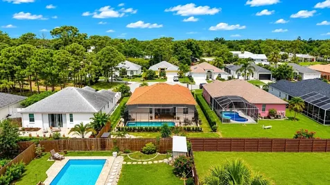 5425 Matthew Court Sarasota FL 34231