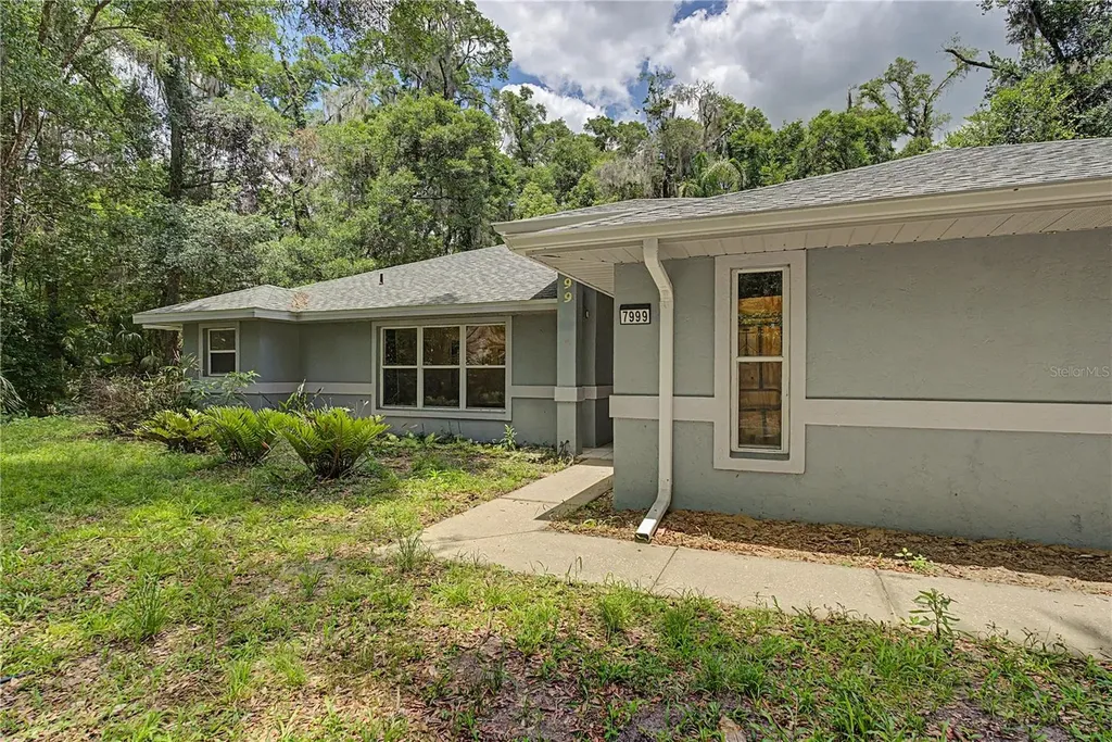 7999 SW 187th Avenue Dunnellon FL 34432