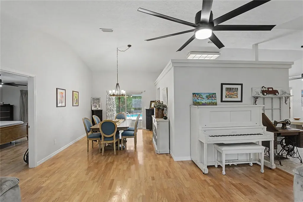 7999 SW 187th Avenue Dunnellon FL 34432