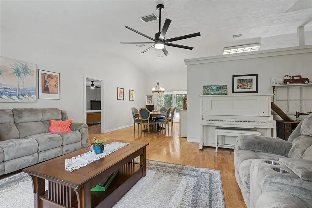 7999 SW 187th Avenue Dunnellon FL 34432