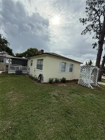 465 Briarcliff Avenue Eustis FL 32726