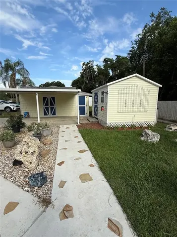 465 Briarcliff Avenue Eustis FL 32726