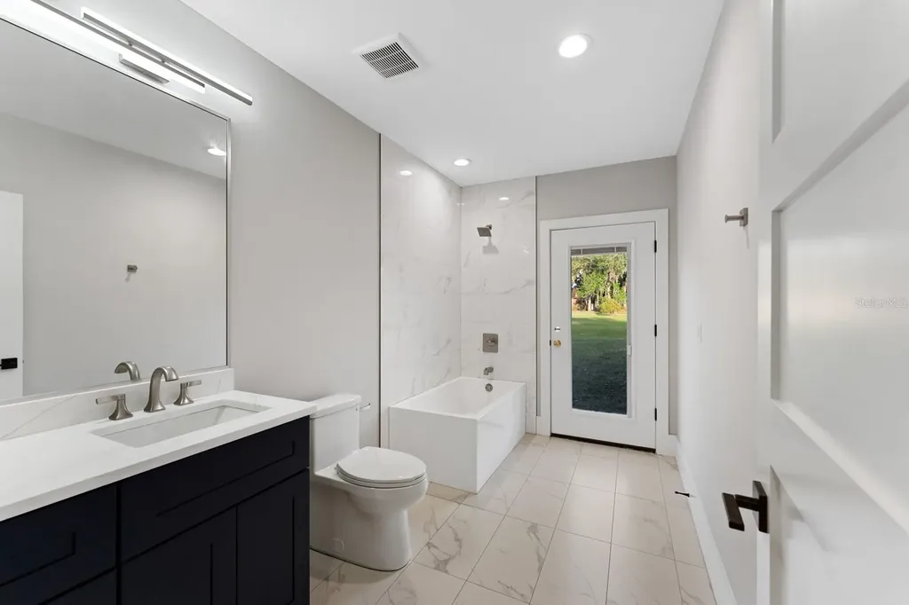 455 Riverview Avenue Sanford FL 32771