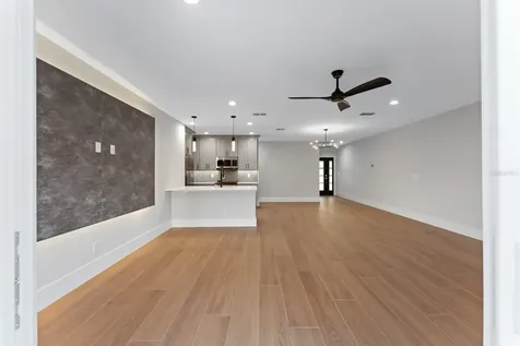 455 Riverview Avenue Sanford FL 32771