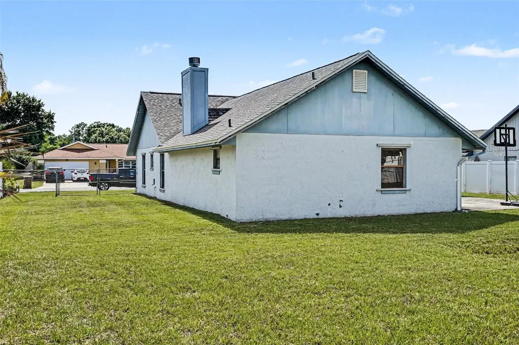 4 Carmona Way Kissimmee FL 34758