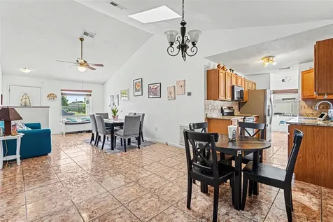 4 Carmona Way Kissimmee FL 34758