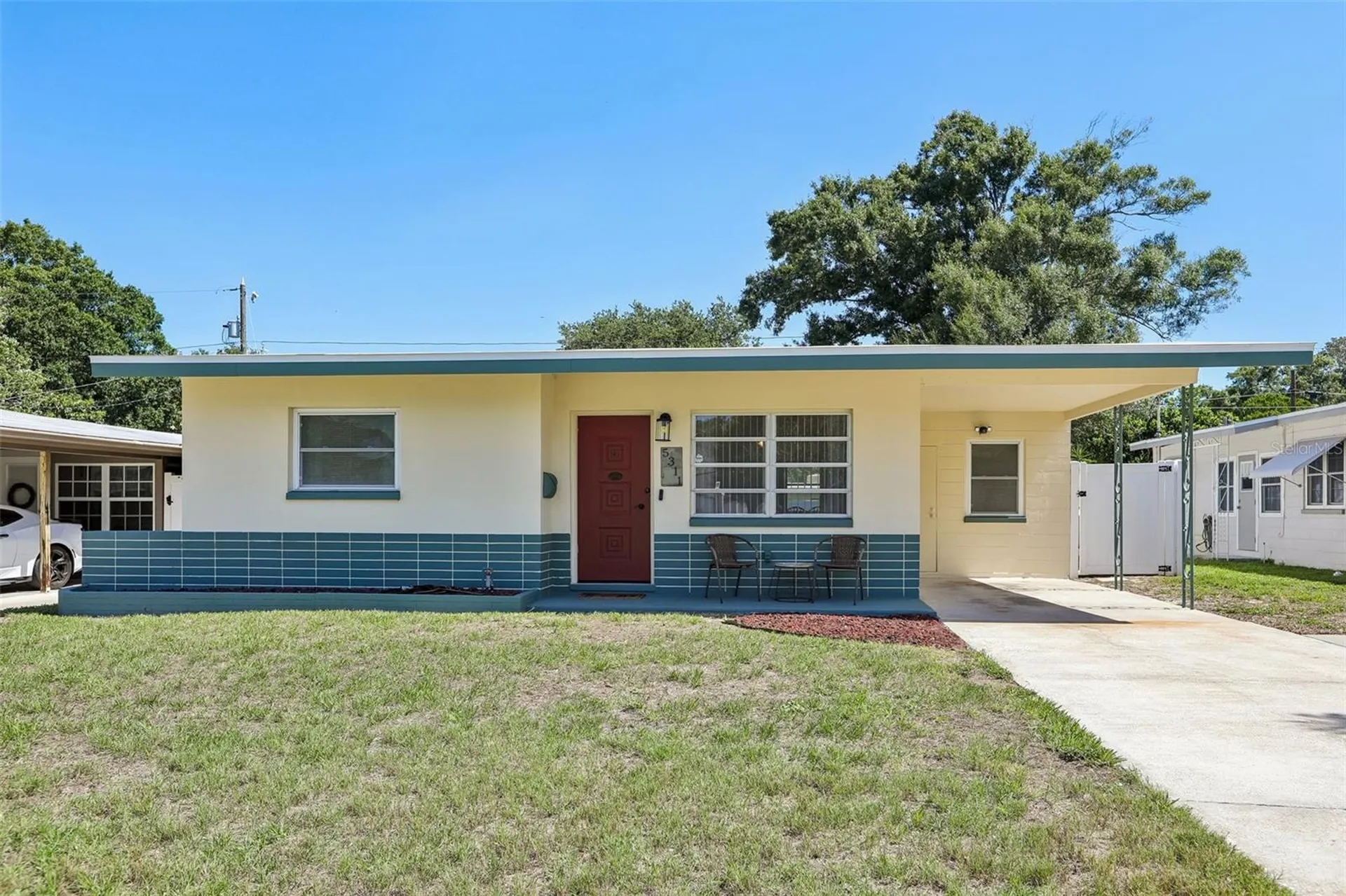 5311 39th Avenue N St Petersburg FL 33709