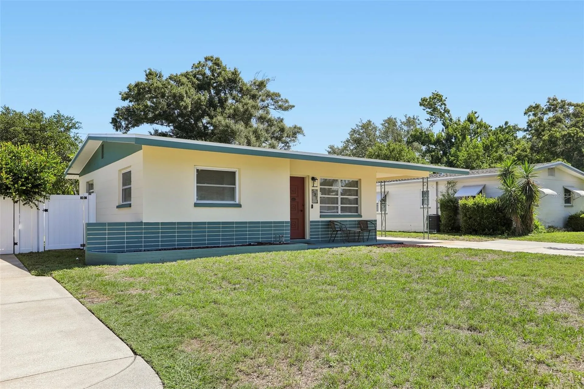 5311 39th Avenue N St Petersburg FL 33709