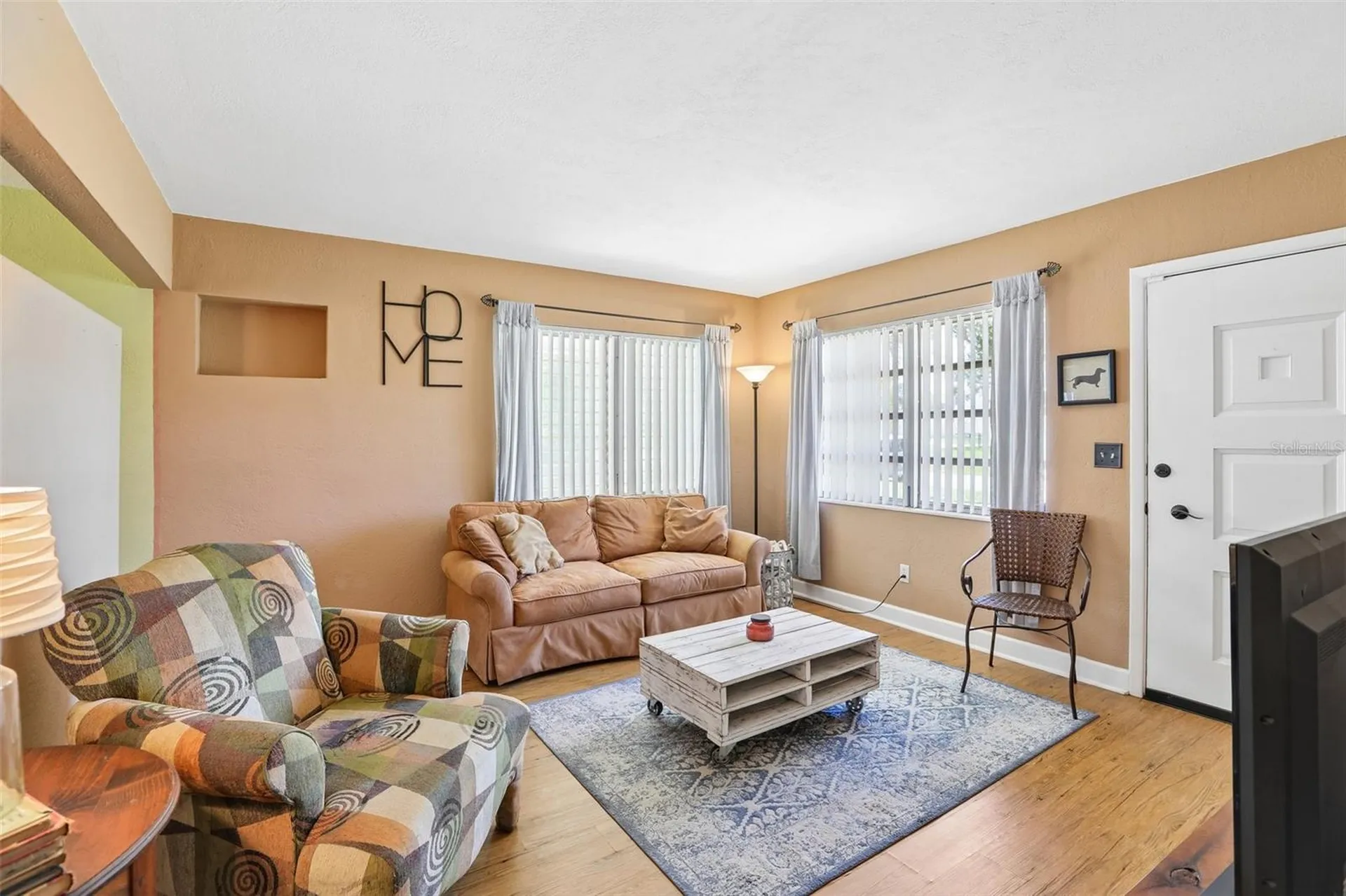 5311 39th Avenue N St Petersburg FL 33709