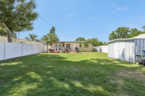 5311 39th Avenue N St Petersburg FL 33709